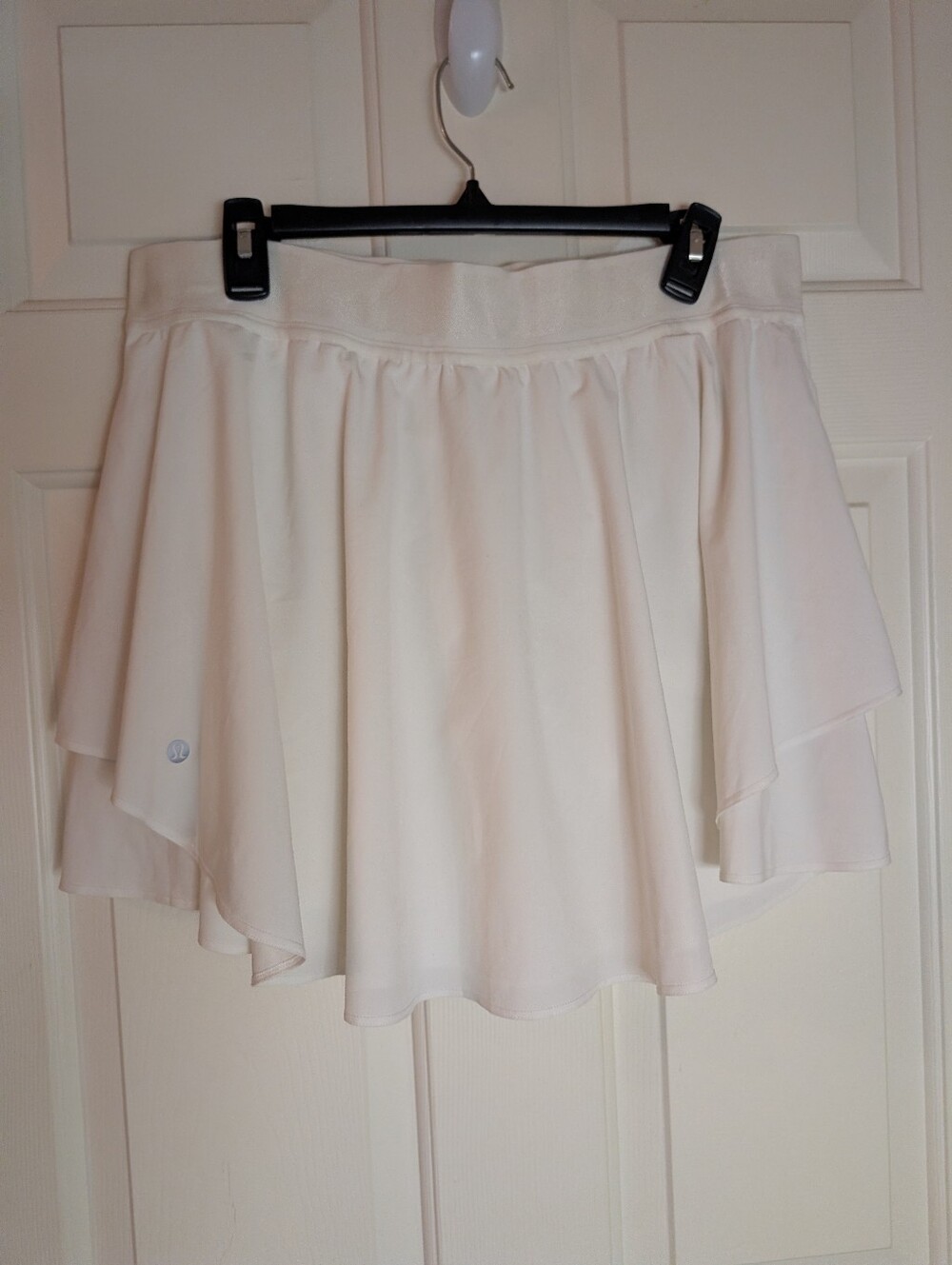 lululemon court rival High-Rise Tennis Skirt Size 12 White. No Tags
